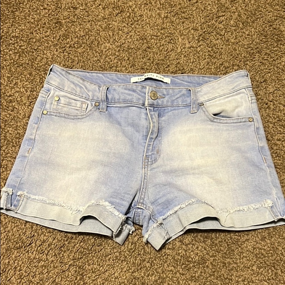 Short jean shorts